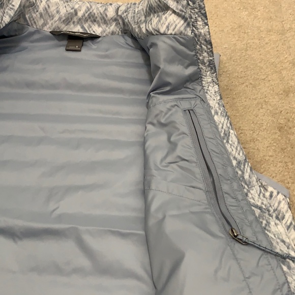 Eddie Bauer Vest - Picture 7 of 14